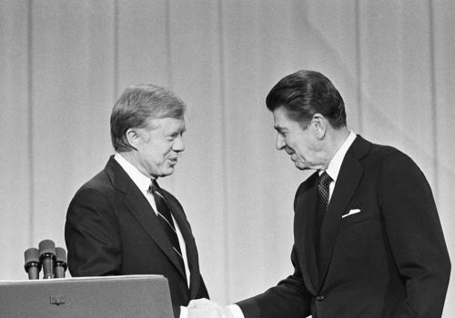 The Art of Winning Votes: How Political Candidates Utilize Debates in Northeastern Illinois